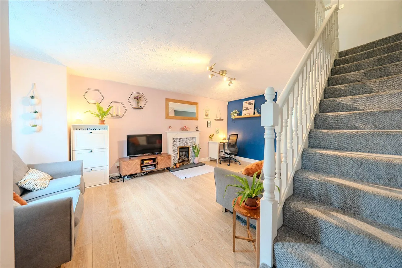 Chiltern Court, Leeds, LS13, photo 15