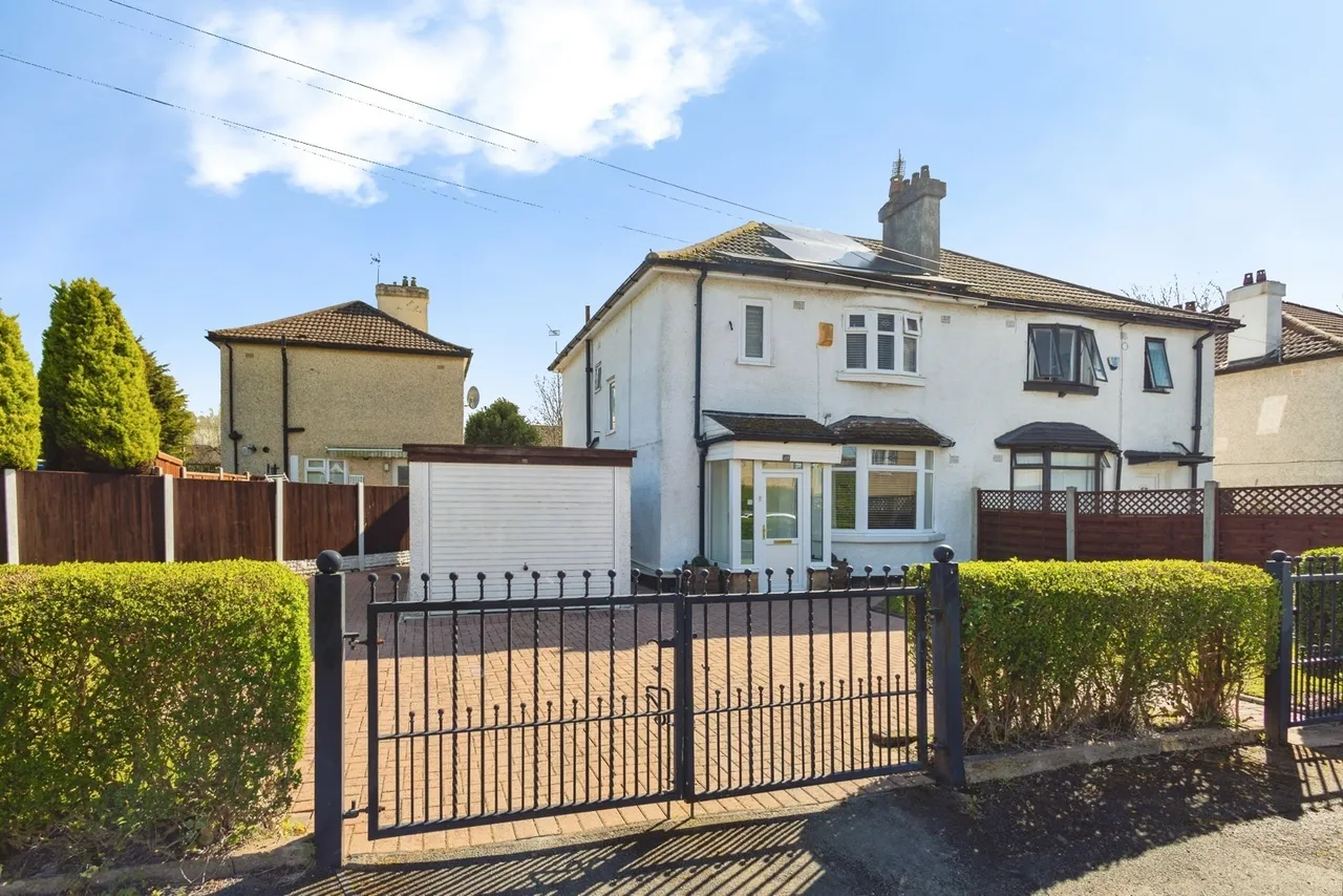 3 bed house for sale — Newville Drive, Manchester, Greater Manchester, M20