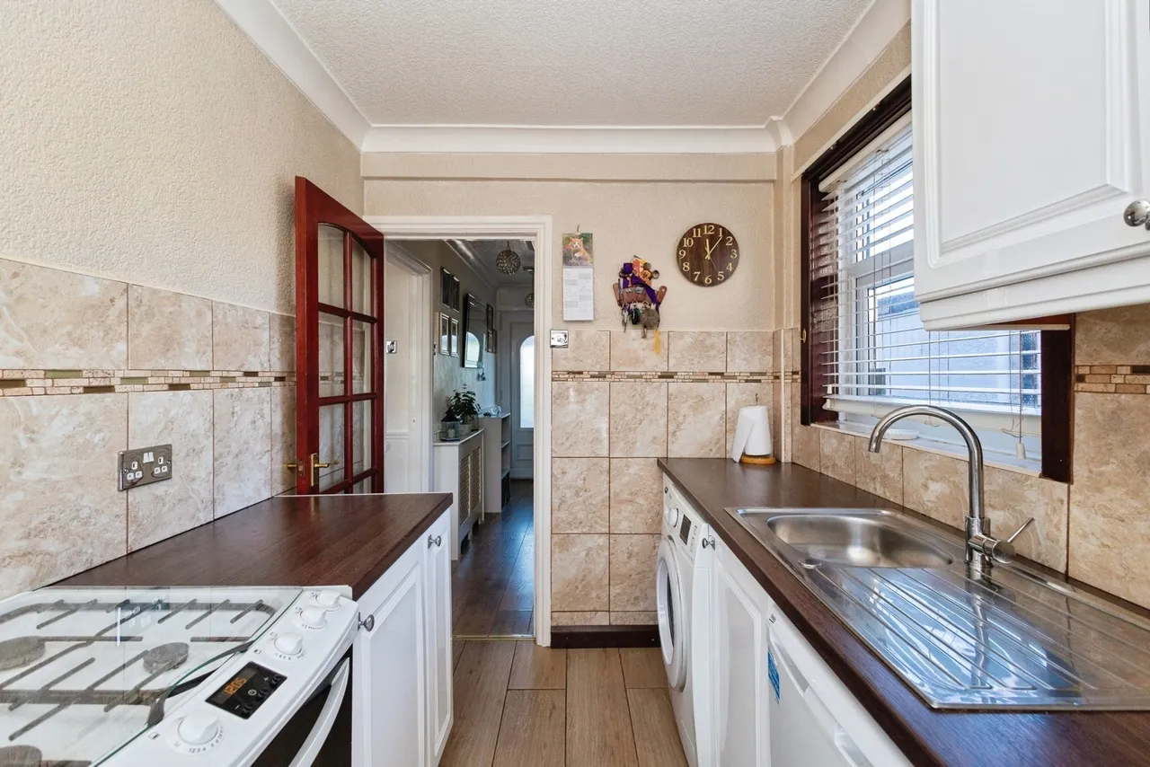 Newville Drive, Manchester, Greater Manchester, M20, photo 6