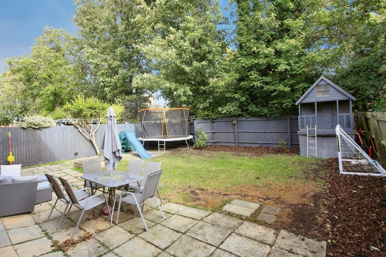 Waterfall Gardens, Newborough, PE6, photo 12