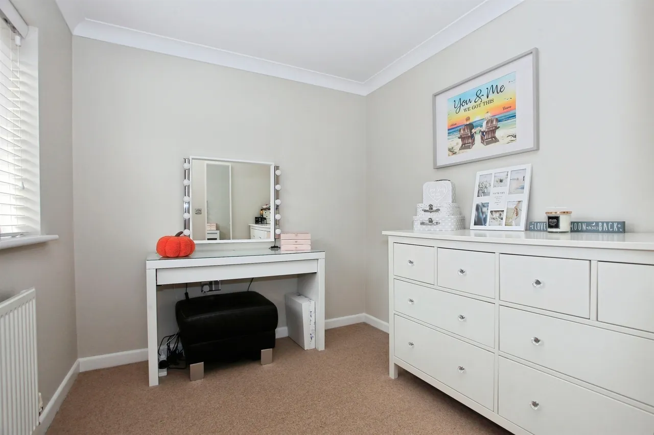 Waterfall Gardens, Newborough, PE6, photo 27