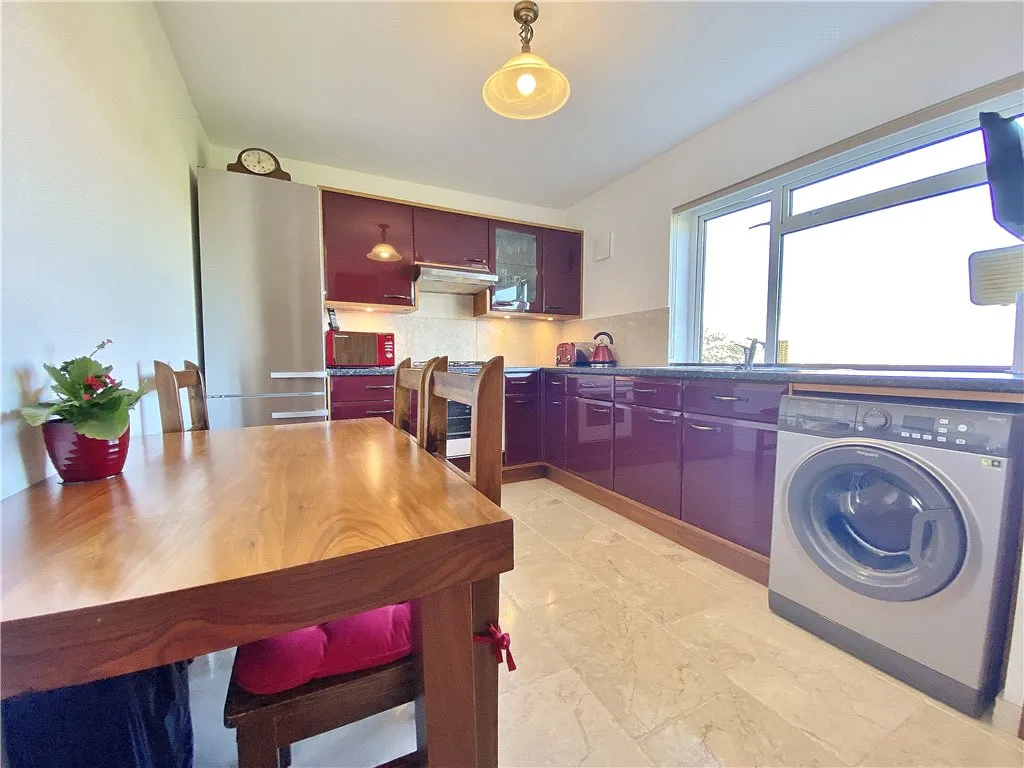 Staines Road, Twickenham, TW2, photo 3