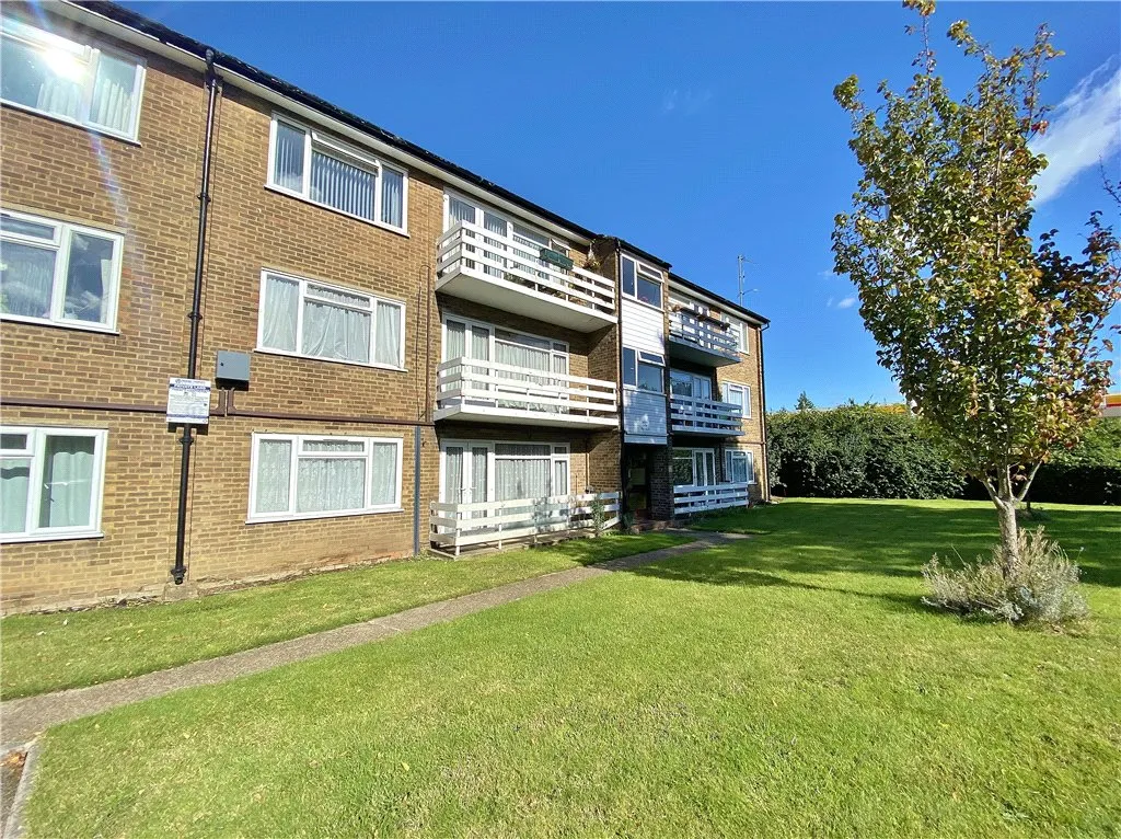Staines Road, Twickenham, TW2, photo 10