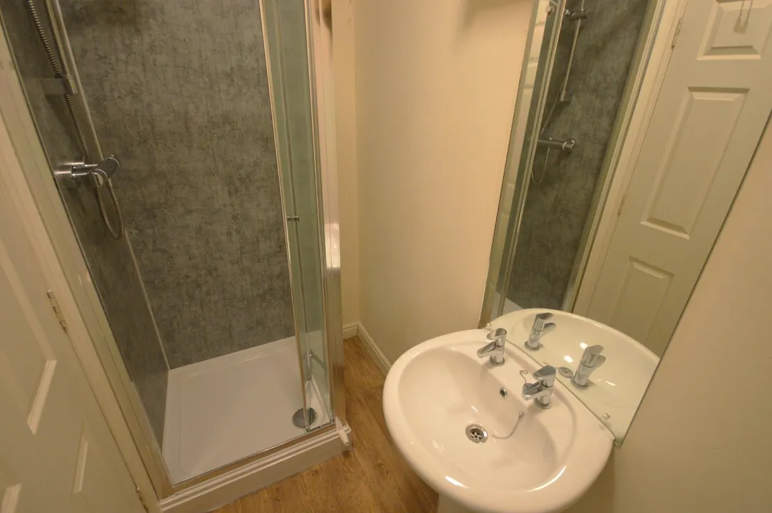 Investment Opportunity, 3 Apartments, Church Street, Kington, photo 5