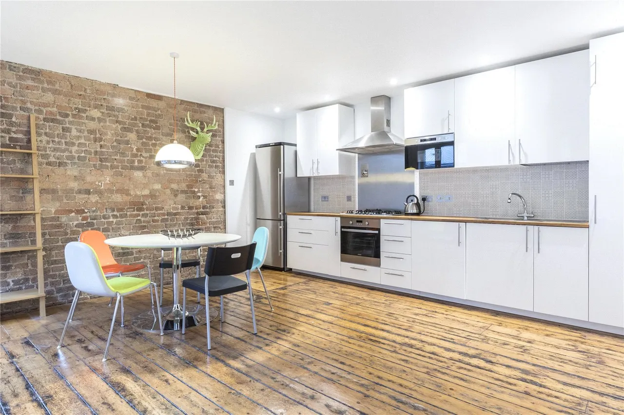 Christina Street, London, EC2A, photo 2