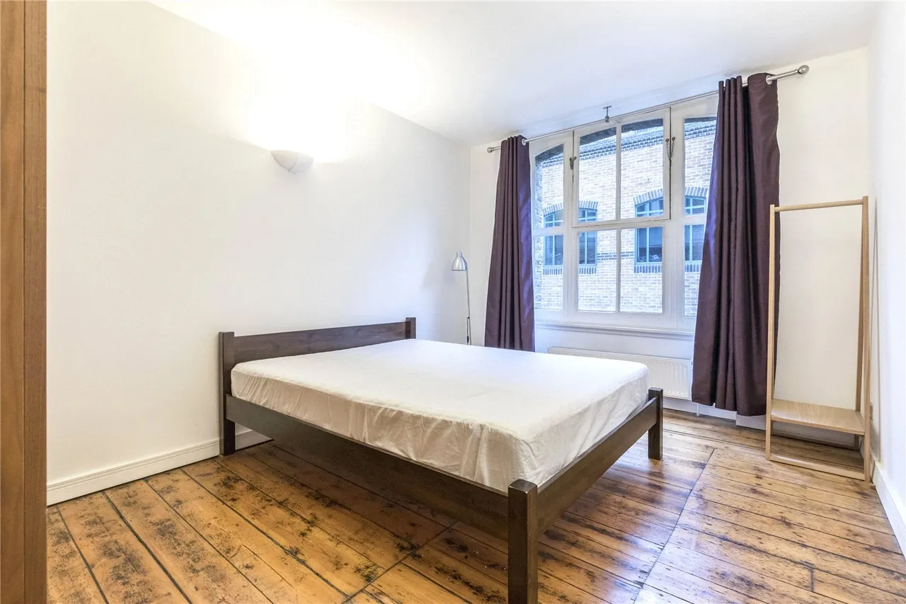 Christina Street, London, EC2A, photo 5