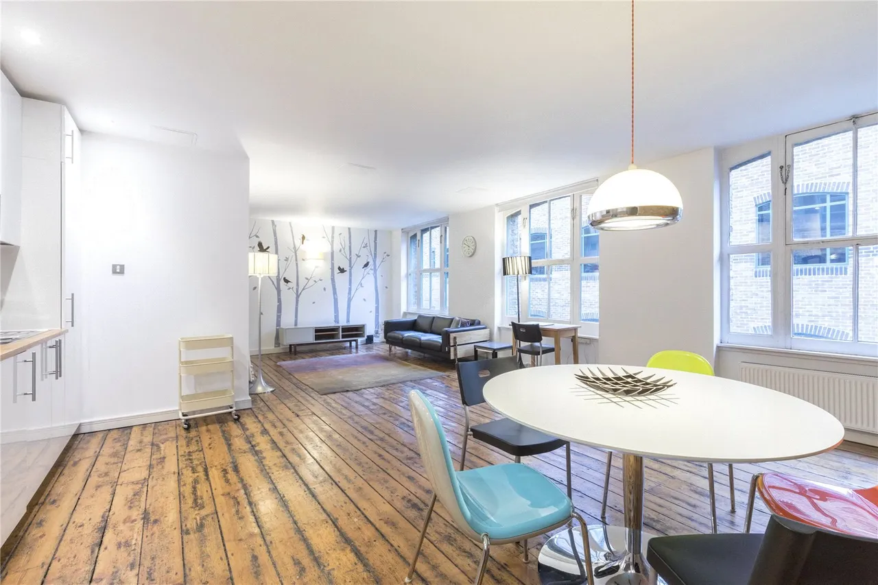Christina Street, London, EC2A, photo 4
