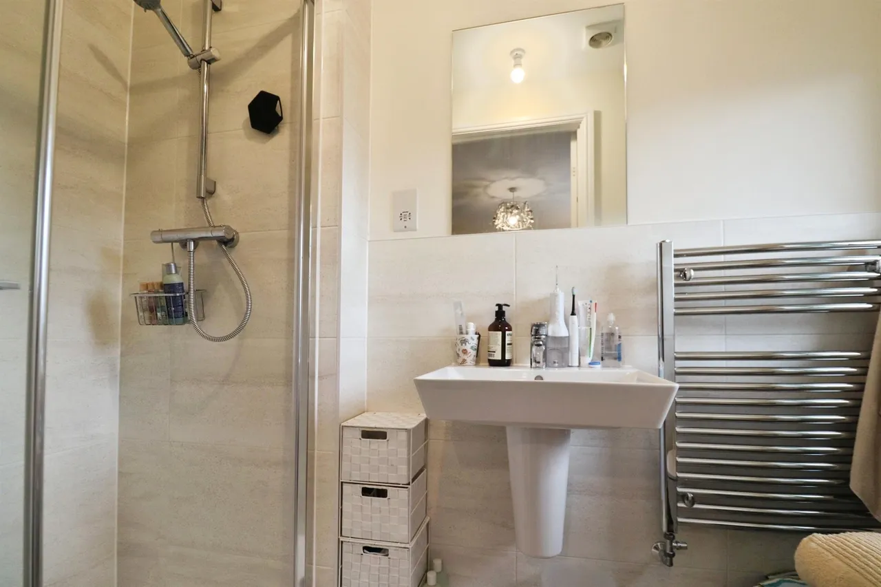 Clos Coed Bychan, Cardiff, CF5, photo 18