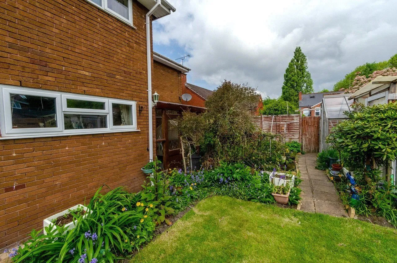 Moorside Gardens, Walsall, West Midlands, WS2, photo 19
