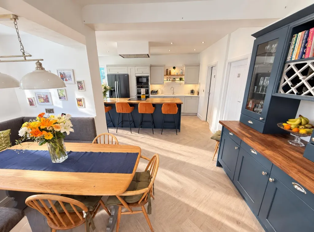 Barnston Road, Thingwall, CH61, photo 6