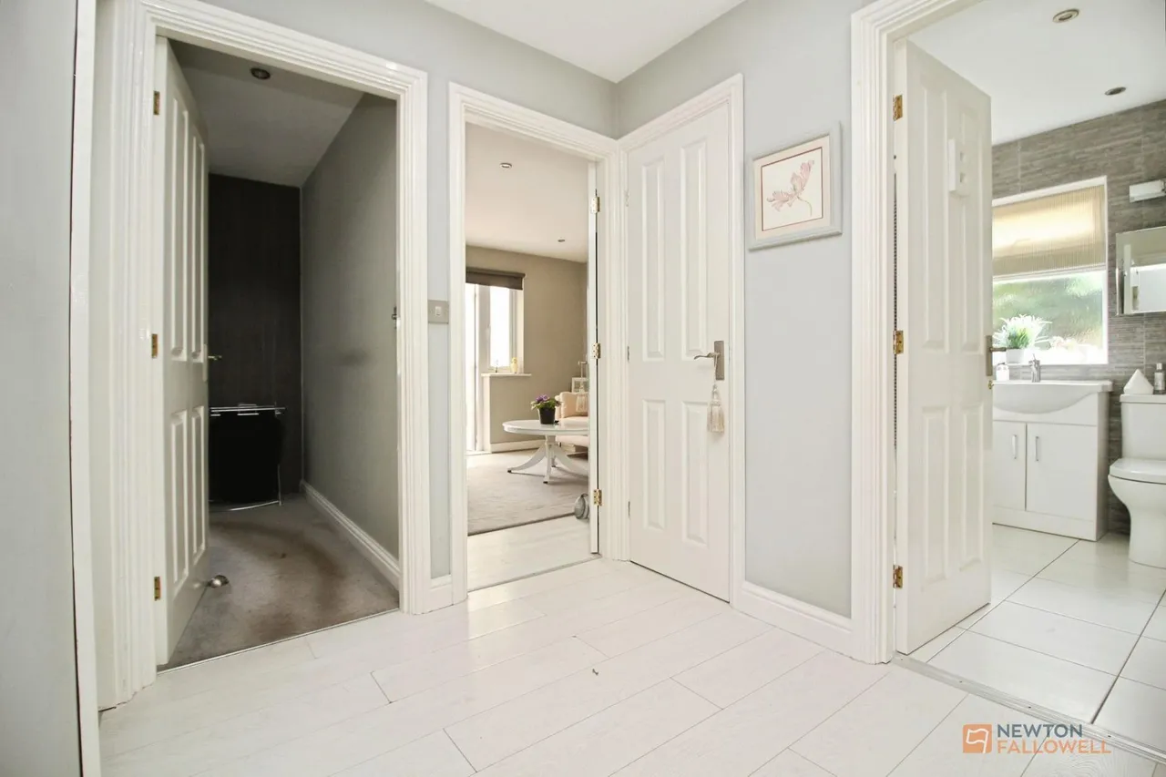 Hollies Way, Thurnby, LE7, photo 11