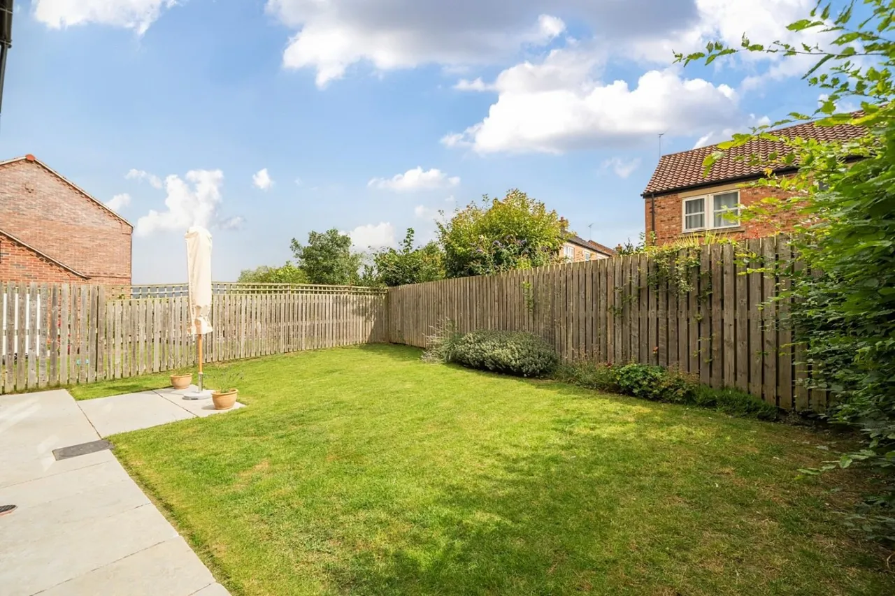 Laurels Farm Drive, Church Fenton, LS24, photo 19
