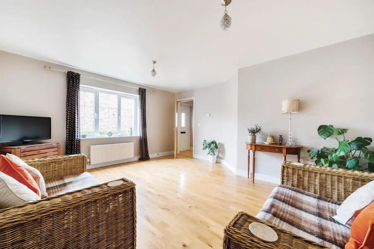 Laurels Farm Drive, Church Fenton, LS24, photo 9