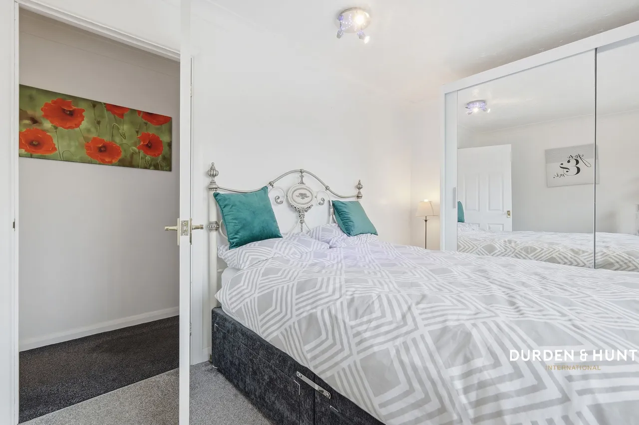 Latchford Place, Chigwell, IG7, photo 20
