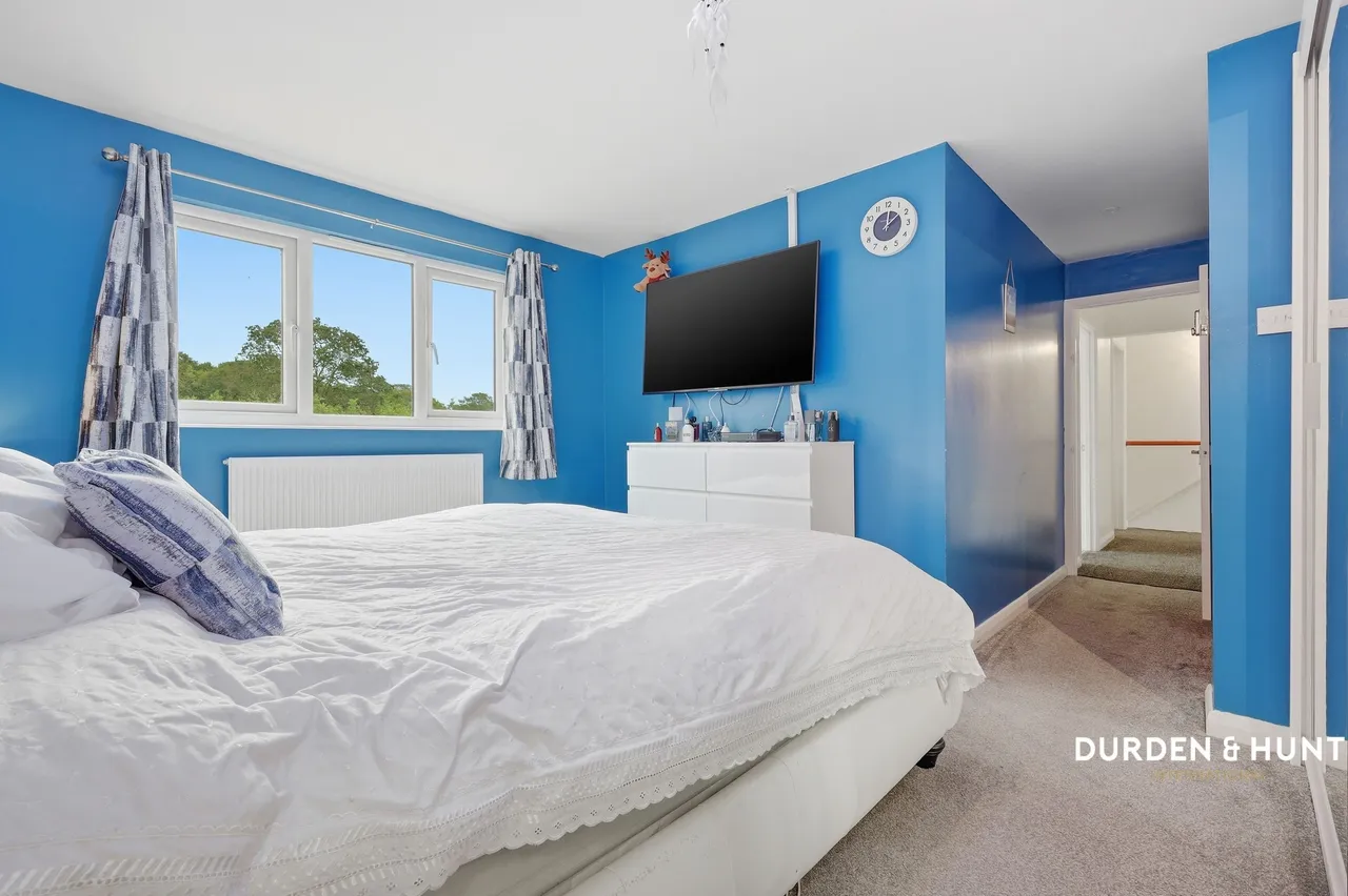 Latchford Place, Chigwell, IG7, photo 15