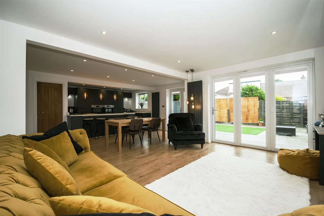 Haworth Avenue, Ramsbottom, Bury, BL0 9UX, photo 3
