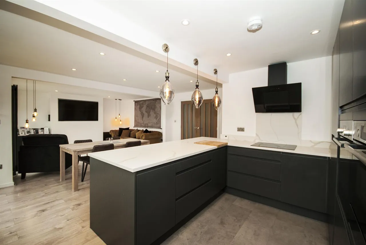Haworth Avenue, Ramsbottom, Bury, BL0 9UX, photo 15
