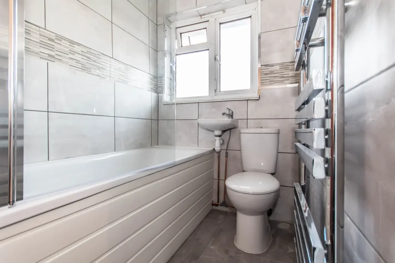 2 bed flat to rent, Tatum Street, SE17