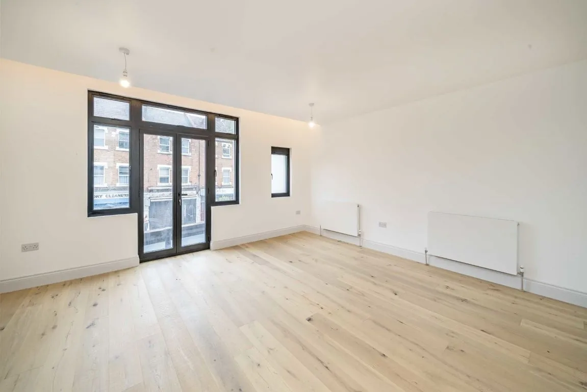 Northfield Avenue, W13, photo 2
