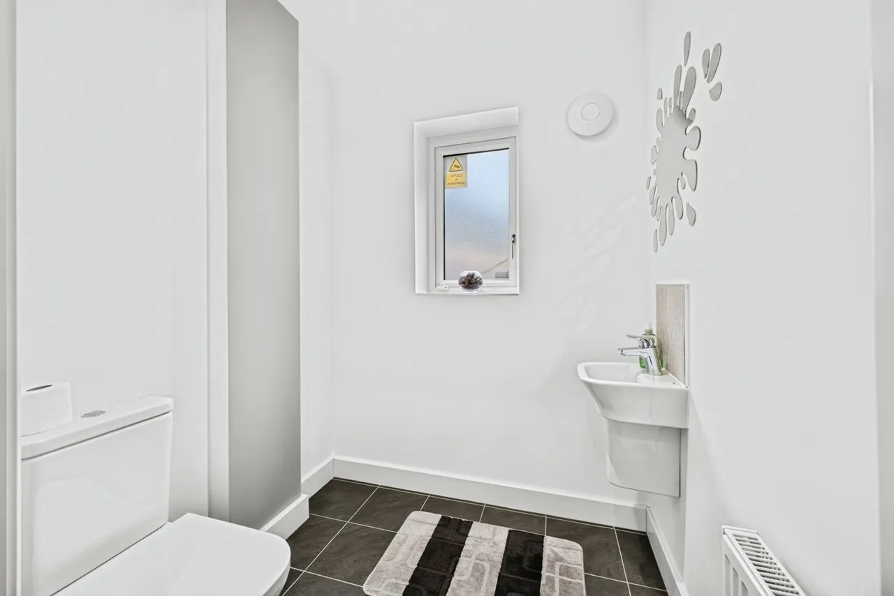 Courtney Close, Northampton, NN4, photo 11