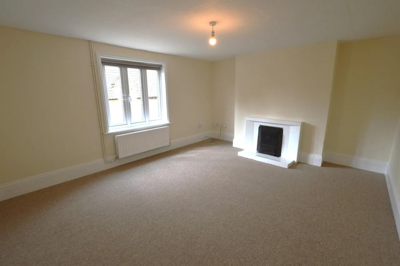 Main Street, Woolsthorpe By Belvoir, NG32, photo 5