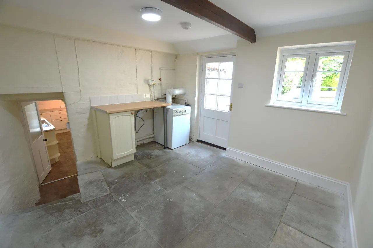 Main Street, Woolsthorpe By Belvoir, NG32, photo 4