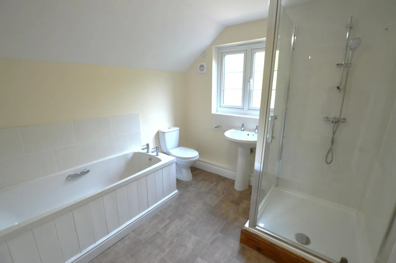 Main Street, Woolsthorpe By Belvoir, NG32, photo 12