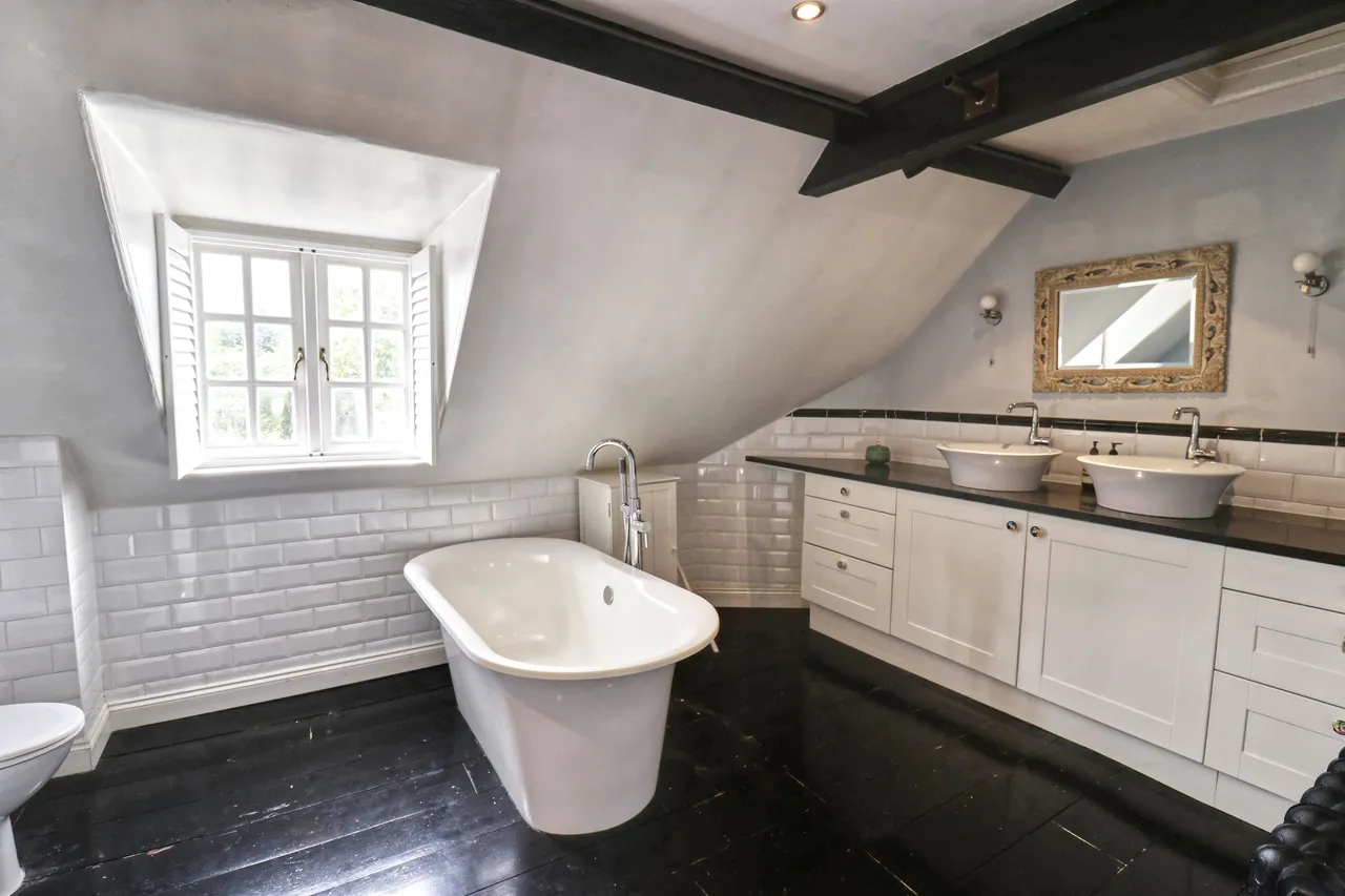 Churchgate Street, Harlow, CM17, photo 10