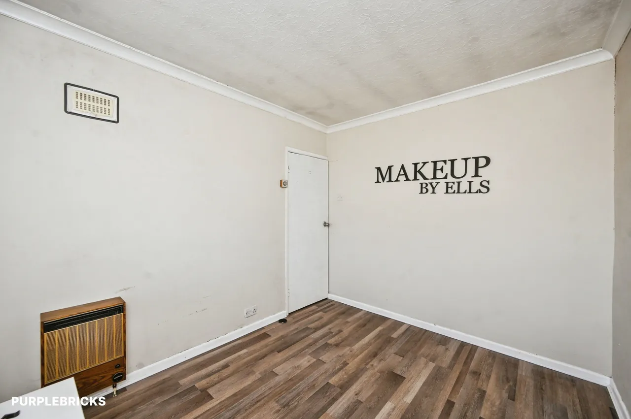 Kenilworth Drive, Wigan, WN2, photo 20