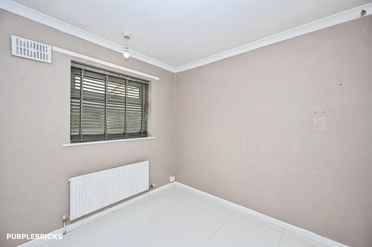 Kenilworth Drive, Wigan, WN2, photo 17