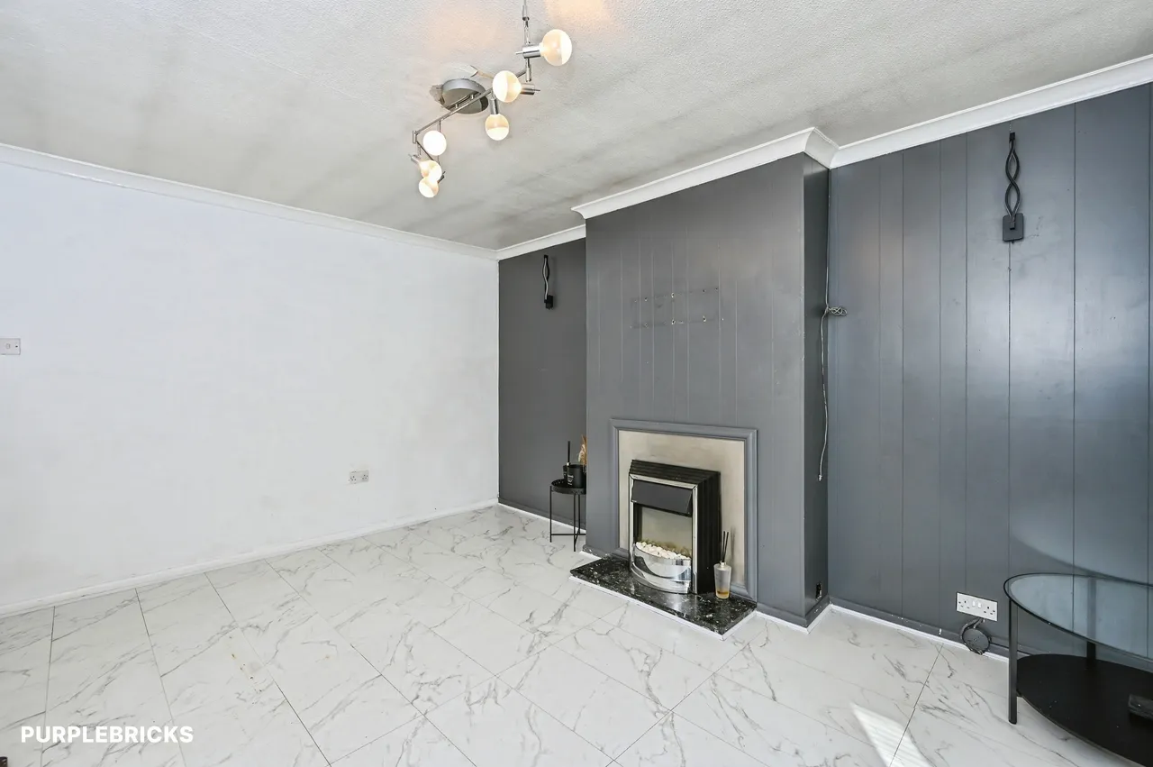 Kenilworth Drive, Wigan, WN2, photo 2