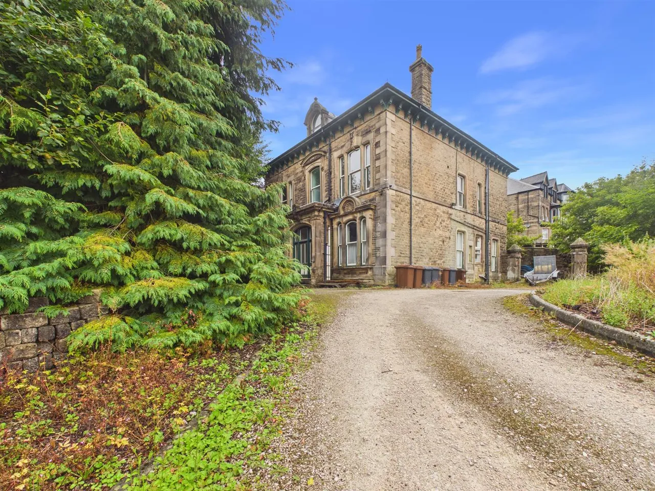 Manchester Road, Buxton, photo 10