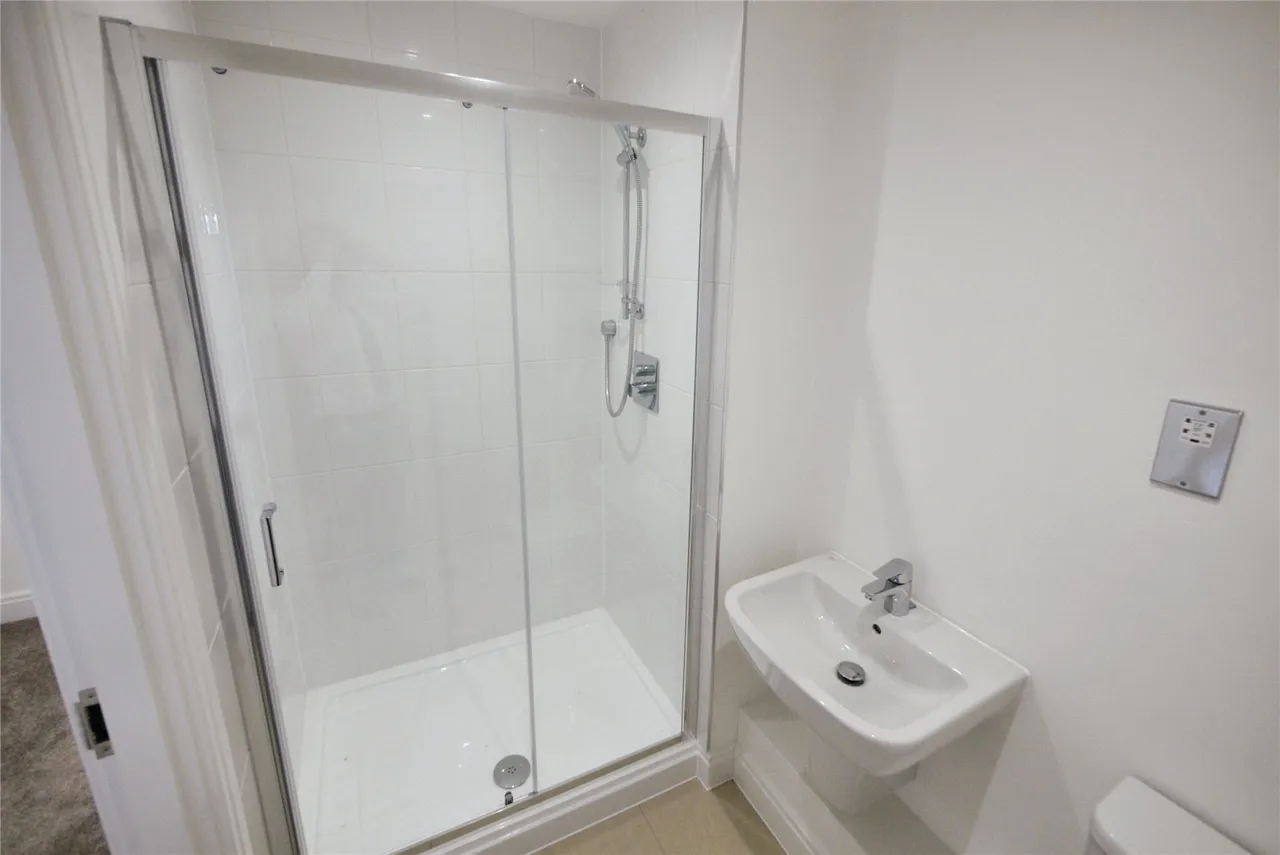 Rainbird Place, Pilgrims Hatch, CM14, photo 6