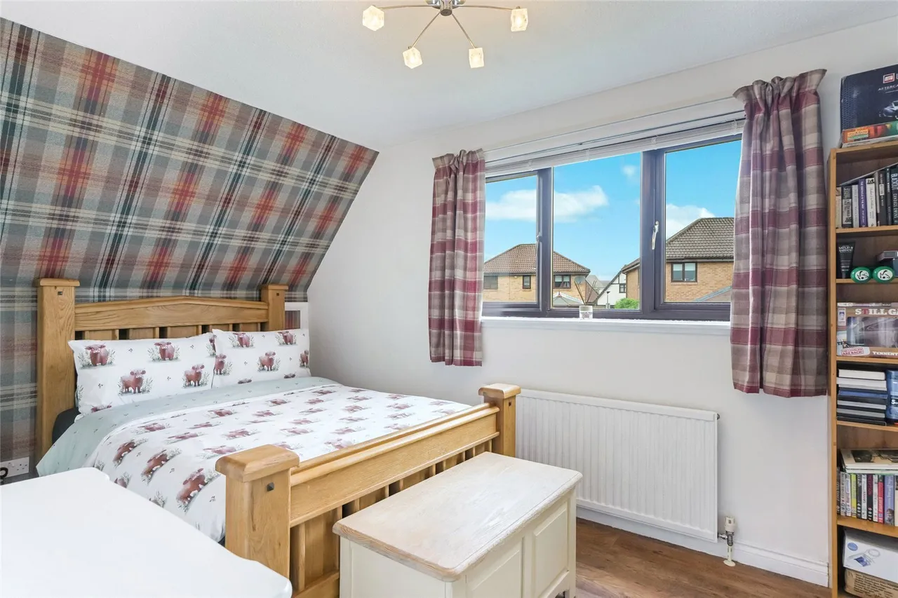 Edenside, Cumbernauld, Glasgow, North Lanarkshire, G68, photo 13