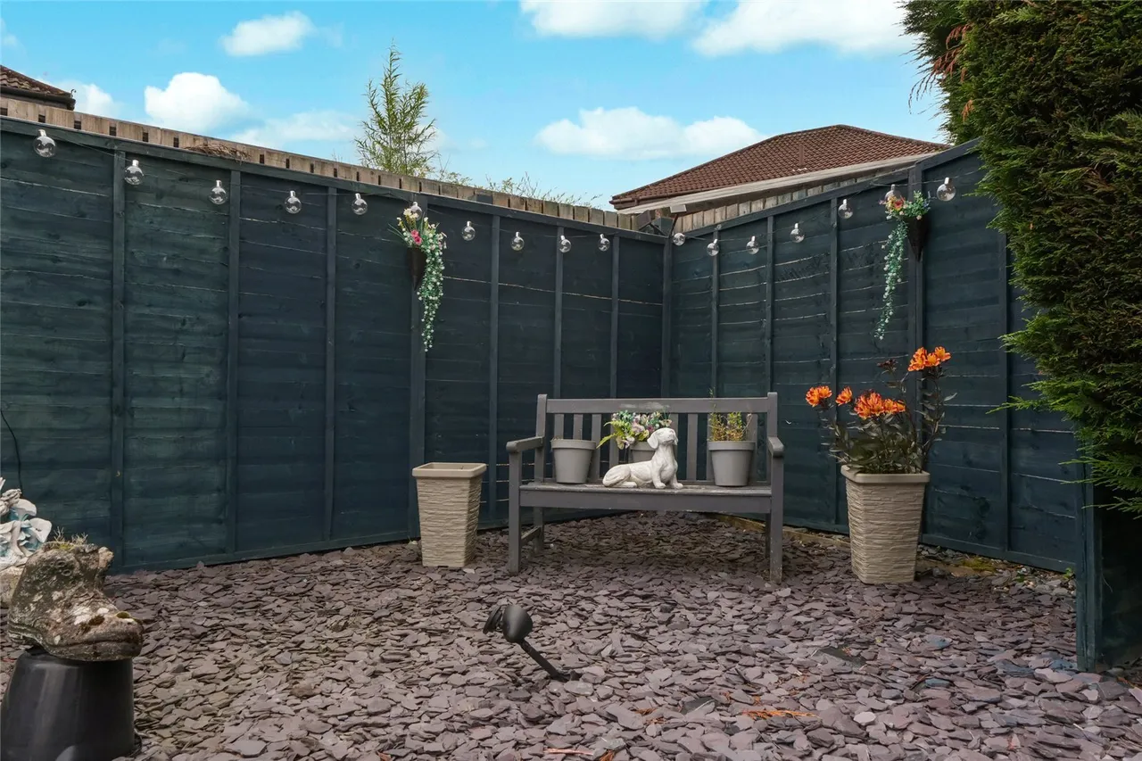 Edenside, Cumbernauld, Glasgow, North Lanarkshire, G68, photo 19