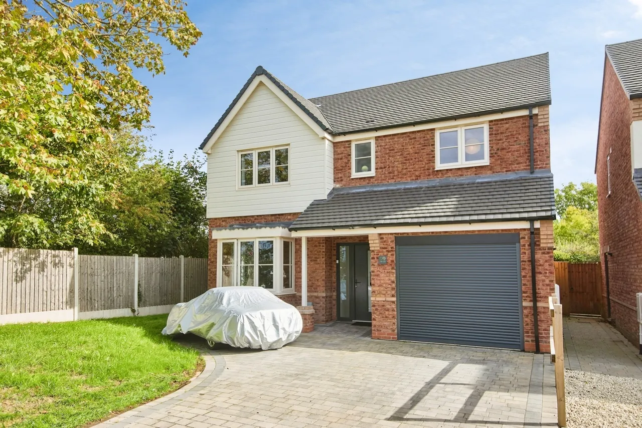 4 bed house for sale, Caldwell Road, Linton, DE12
