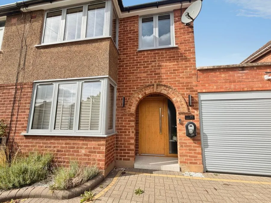 Summerton Road, Whitnash, CV31, photo 2