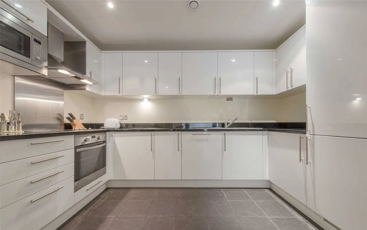 Drayton Park, Highbury, N5, photo 3