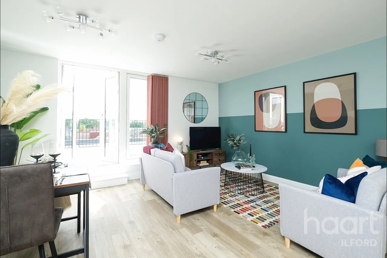 Wessex Close, London, IG3, photo 5