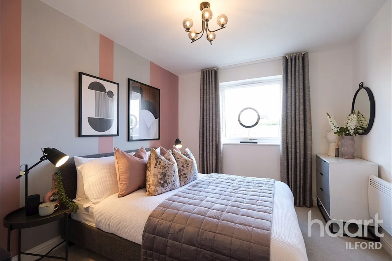 Wessex Close, London, IG3, photo 7