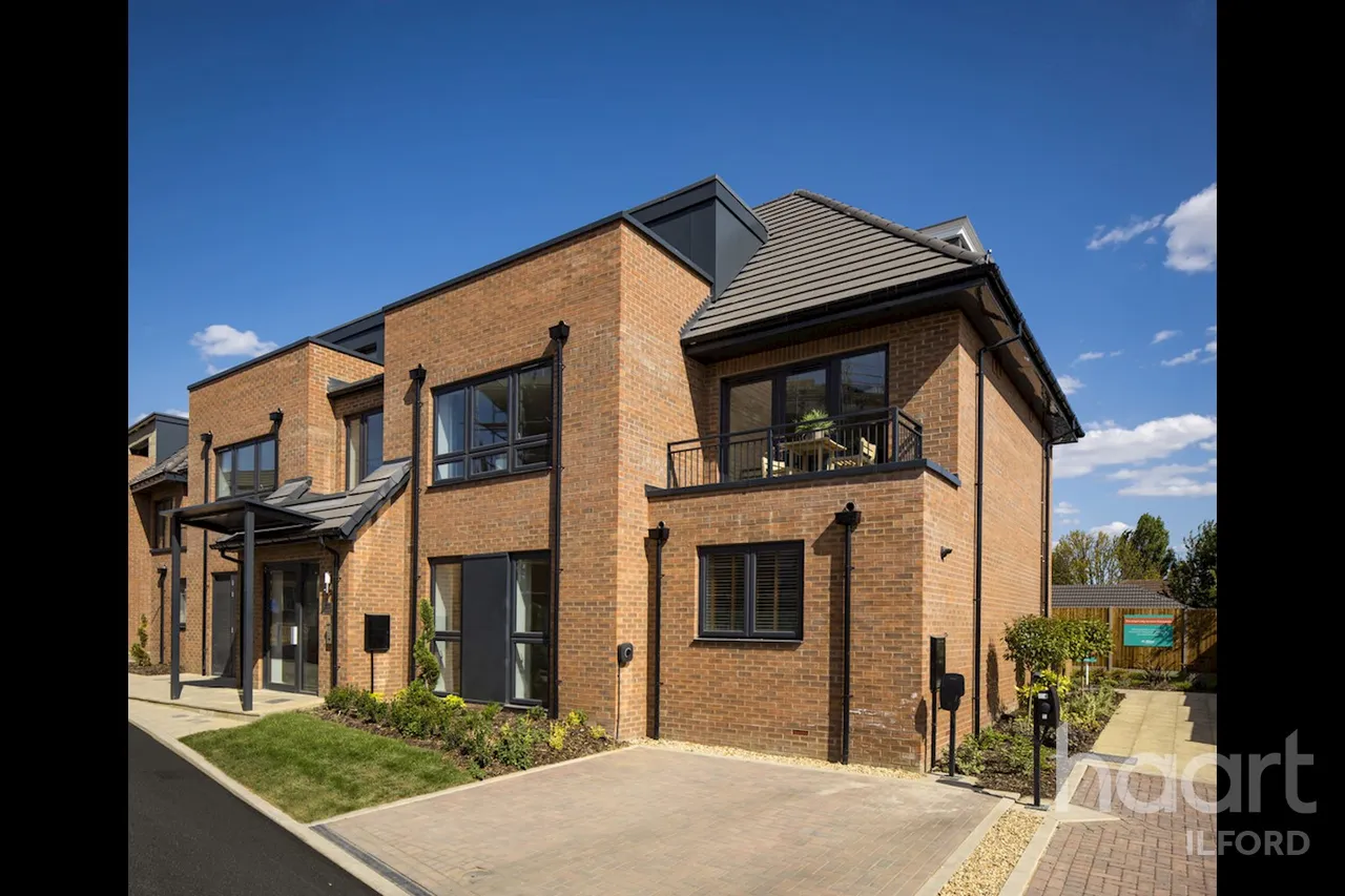 Wessex Close, London, IG3, photo 10