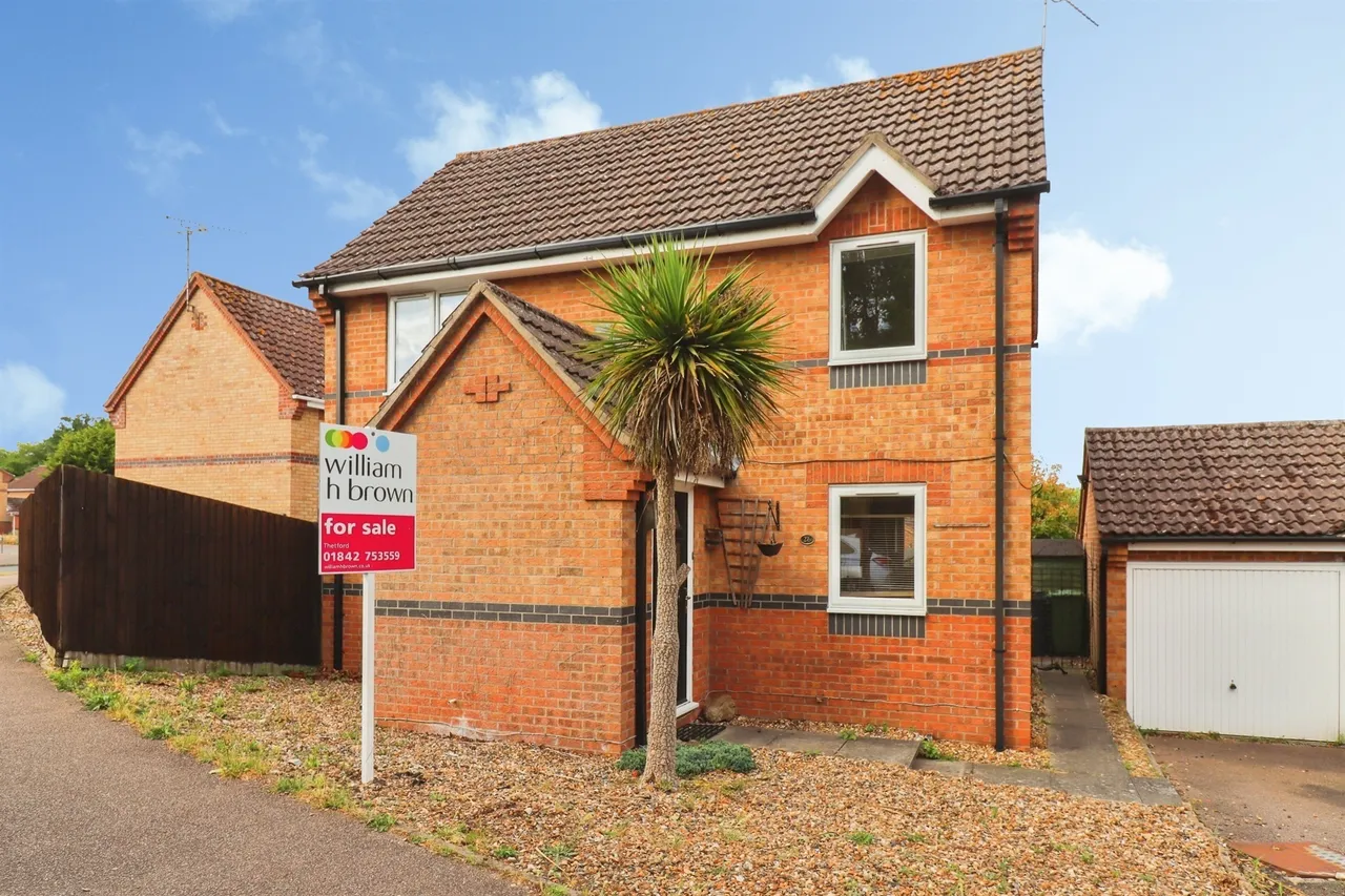 3 bed house for sale — Mallow Road, Thetford