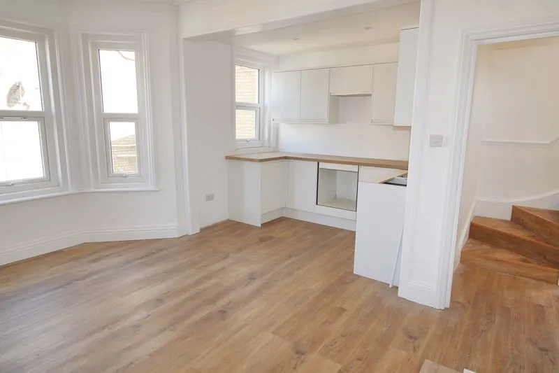 8 Eldon Place, Bournemouth BH4 9AZ, photo 13