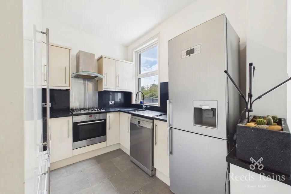 Clifton Place, Wakefield, West Yorkshire, WF1, photo 2
