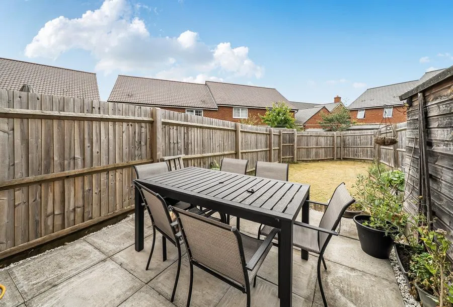 Robert Hulbert Lane, Great Oldbury, GL10, photo 19