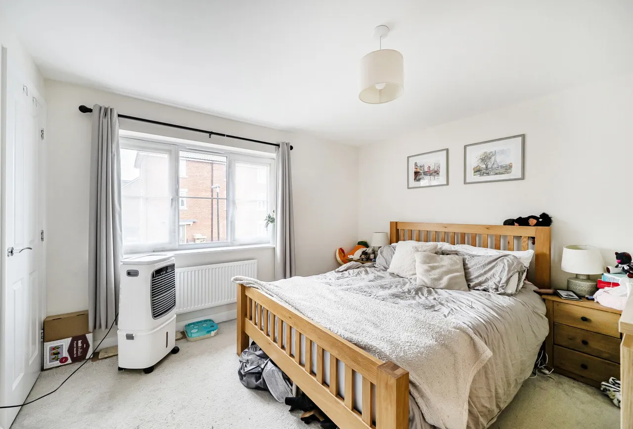 Robert Hulbert Lane, Great Oldbury, GL10 3GT, photo 11