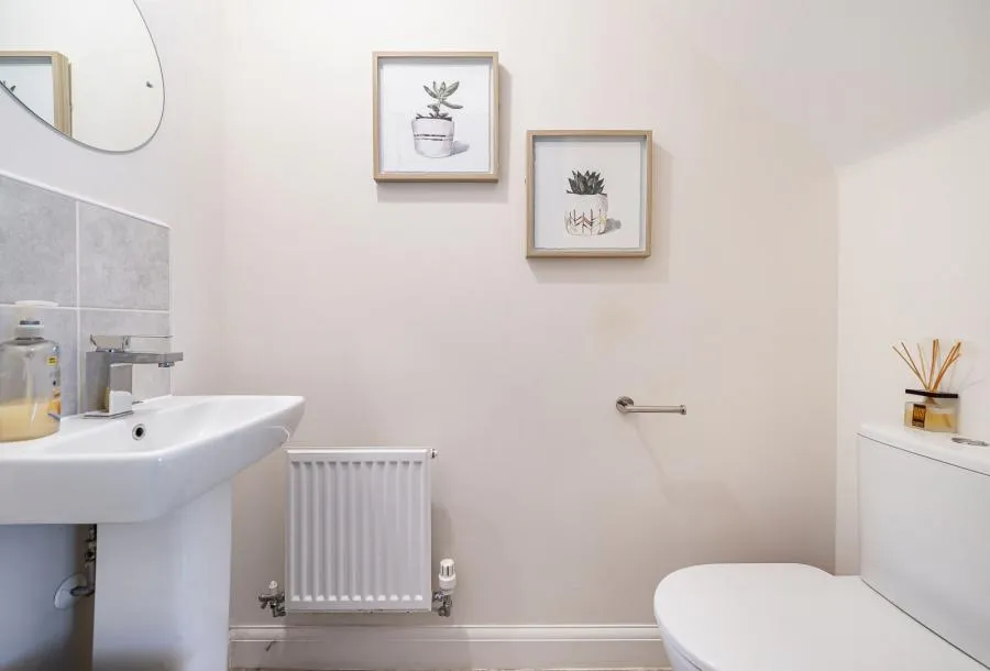 Robert Hulbert Lane, Great Oldbury, GL10, photo 9
