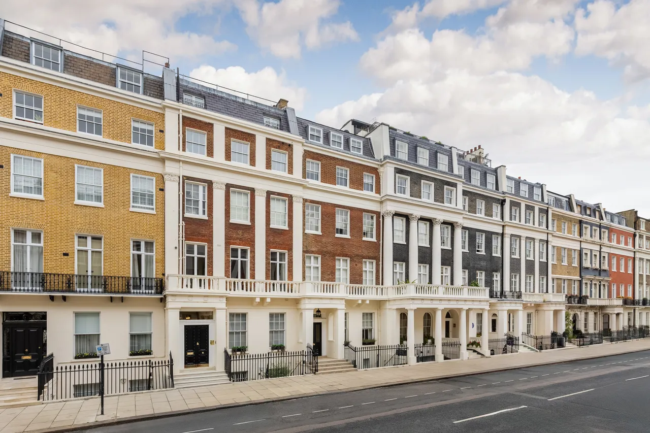 3 bed flat for sale, Eaton Place, Belgravia, SW1X