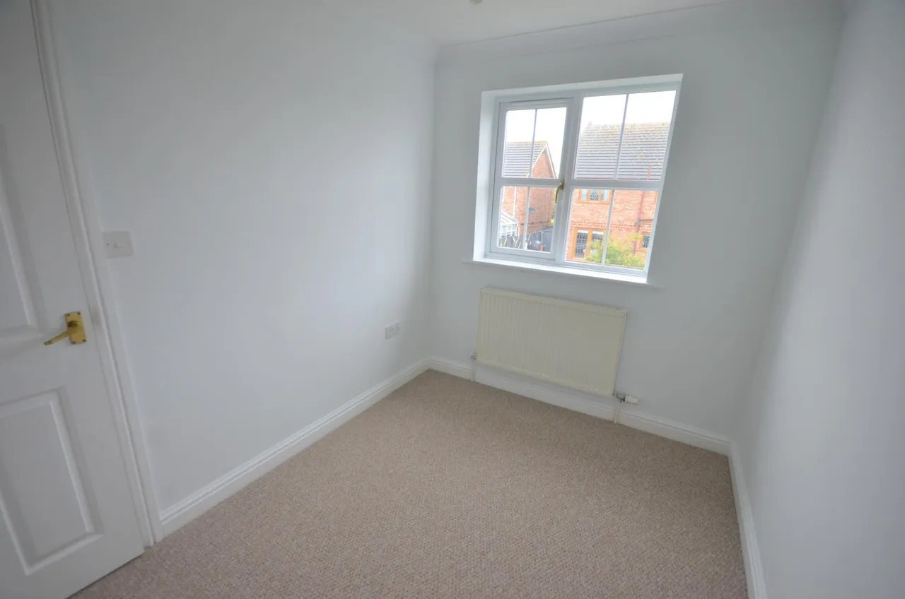 Kempton Vale, Humberston, DN35, photo 14