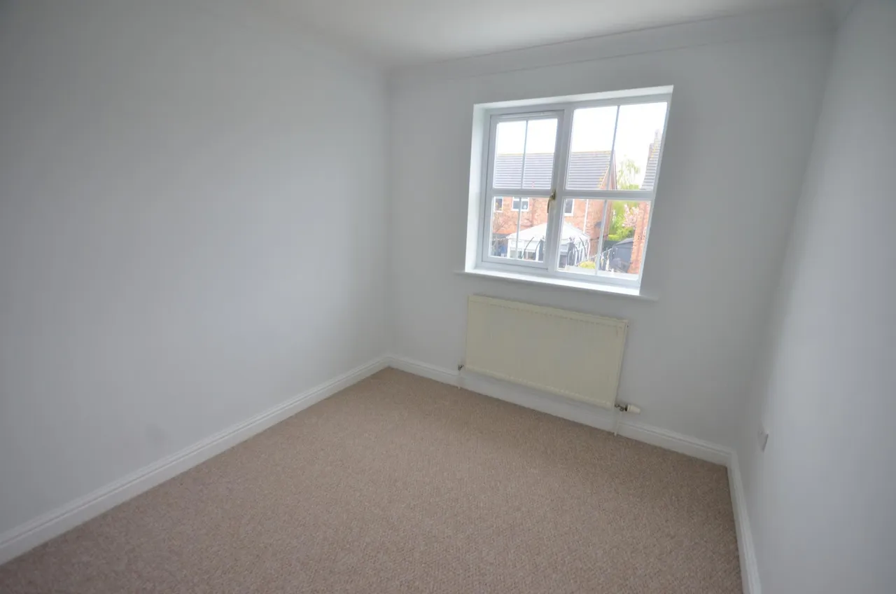 Kempton Vale, Humberston, DN35, photo 15